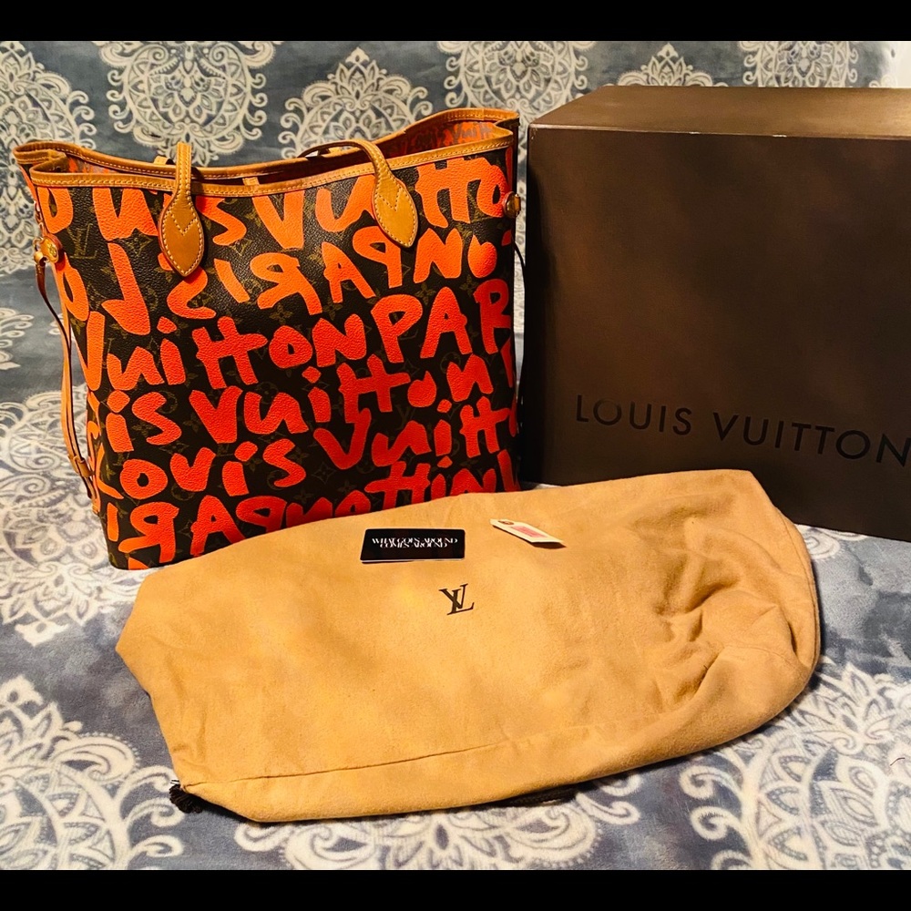 EUC❤️Louis Vuitton Orange Graffiti NF Gm